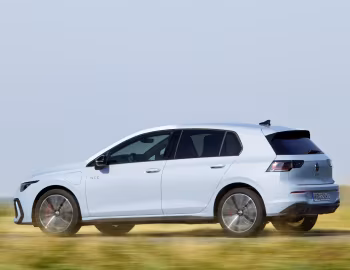 Volkswagen Golf GTE [Worldwide] '2024–pr.