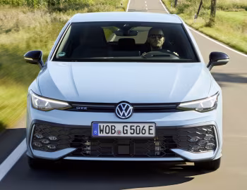 Volkswagen Golf GTE [Worldwide] '2024–pr.