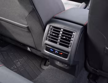 Interior Volkswagen Golf GTI [India] '2025–pr.