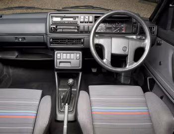 Interior Volkswagen Golf GTI [UK-spec] (Typ 1G) '1989–92