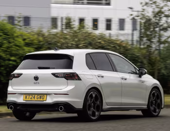 Volkswagen Golf GTI [UK-spec] '2024–pr.