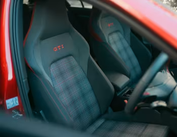 Interior Volkswagen Golf GTI [Japan] '2024–pr.