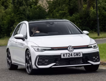 Volkswagen Golf GTI [UK-spec] '2024–pr.
