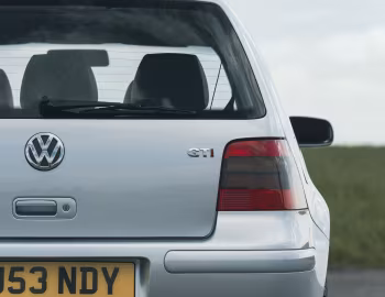 Volkswagen Golf GTI [UK-spec] (Type 1J) '2001–03