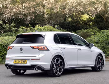 Volkswagen Golf GTI [UK-spec] '2024–pr.