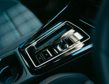 Interior Volkswagen Golf GTI [Japan] '2024–pr.