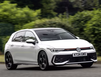 Volkswagen Golf GTI [UK-spec] '2024–pr.