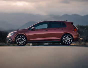 Volkswagen Golf GTI [Japan] '2021–pr.