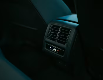 Interior Volkswagen Golf GTI [Japan] '2024–pr.