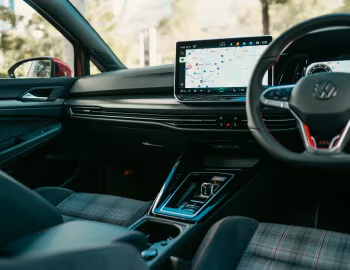 Interior Volkswagen Golf GTI [Japan] '2024–pr.