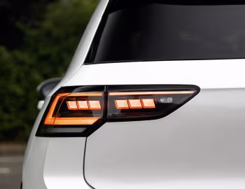 Volkswagen Golf GTI [UK-spec] '2024–pr.