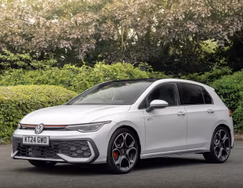 Volkswagen Golf GTI [UK-spec] '2024–pr.