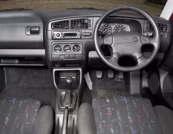 Interior Volkswagen Golf GTI 16V 3-door [UK-spec] (Type 1H) '1992–97