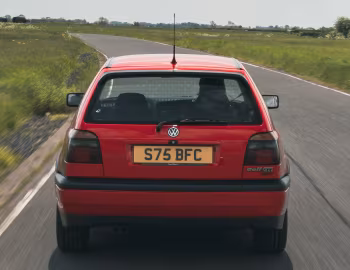 Volkswagen Golf GTI 16V 3-door [UK-spec] (Type 1H) '1992–97
