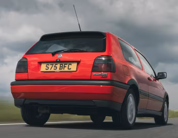 Volkswagen Golf GTI 16V 3-door [UK-spec] (Type 1H) '1992–97