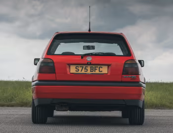 Volkswagen Golf GTI 16V 3-door [UK-spec] (Type 1H) '1992–97