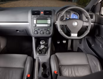 Interior Volkswagen Golf GTI 3-door [UK-spec] (Typ 1K) '2004–08