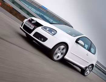 Volkswagen Golf GTI 3-door [UK-spec] (Typ 1K) '2004–08