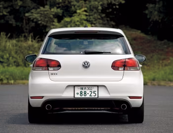 Volkswagen Golf GTI 5-door [Japan] (Typ 5K) '2009–13