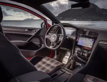 Interior Volkswagen Golf GTI 5-door [Worldwide] (Typ 5G) '2017–18