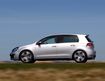 Volkswagen Golf GTI 5-door [UK-spec] (Typ 5K) '2009–13