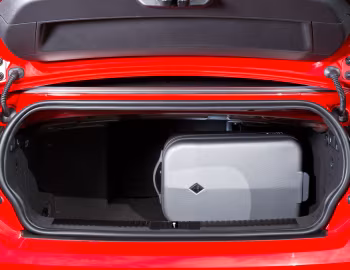 Ambos Volkswagen Golf GTI Cabriolet [UK-spec] (Typ 5K) '2012–15