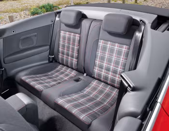 Interior Volkswagen Golf GTI Cabriolet [UK-spec] (Typ 5K) '2012–15