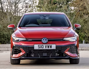 Volkswagen Golf GTI Clubsport [UK-spec] '2024–pr.