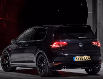Volkswagen Golf GTI Clubsport "Edition 40" 3-door [UK-spec] (Typ 5G) '2016