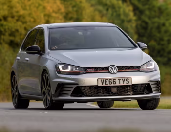 Volkswagen Golf GTI Clubsport "Edition 40" 5-door [UK-spec] (Typ 5G) '2016–17
