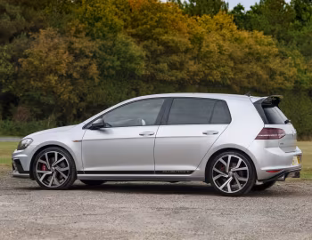 Volkswagen Golf GTI Clubsport "Edition 40" 5-door [UK-spec] (Typ 5G) '2016–17