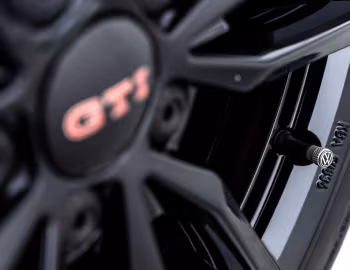 Volkswagen Golf GTI "Edition 50" [Malaysia] '2024
