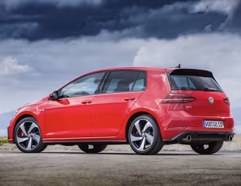 Volkswagen Golf GTI Performance 5-door [Worldwide] (Typ 5G) '2017–20
