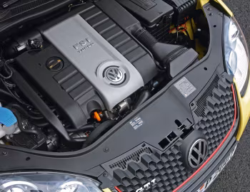 Sous la capuche Volkswagen Golf GTI "Pirelli" [Worldwide] (Typ 1K) '2007