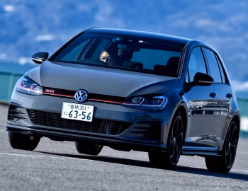 Volkswagen Golf GTI TCR 5-door [Japan] (Typ 5G) '2019–20