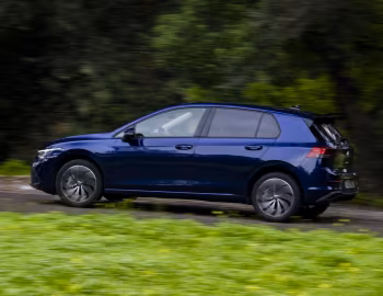 Volkswagen Golf Life [Worldwide] '2020–24