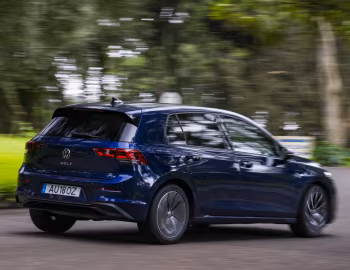 Volkswagen Golf Life [Worldwide] '2020–24