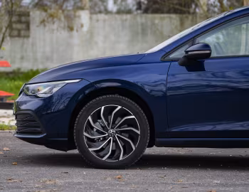 Volkswagen Golf Life [Worldwide] '2020–24