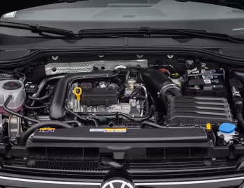 Bajo el capó Volkswagen Golf Life [Worldwide] '2020–24