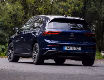 Volkswagen Golf Life [Worldwide] '2020–24