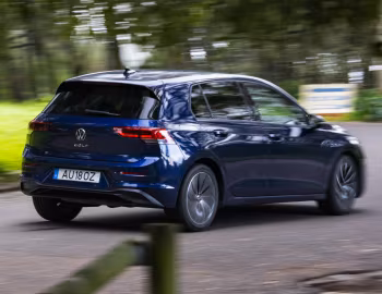 Volkswagen Golf Life [Worldwide] '2020–24