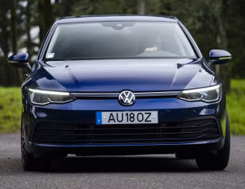 Volkswagen Golf Life [Worldwide] '2020–24