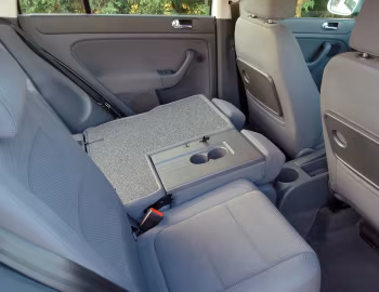 Interior Volkswagen Golf Plus [UK-spec] (Typ 1KP) '2005–08
