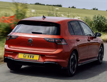 Volkswagen Golf R-Line [UK-spec] '2024–pr.