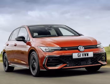 Volkswagen Golf R-Line [UK-spec] '2024–pr.
