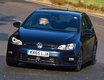 Volkswagen Golf R-Line 5-door [UK-spec] (Typ 5G) '2013–17
