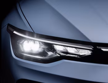 Volkswagen Golf R-Line Variant [Worldwide] '2024–pr.