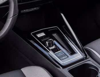 Interior Volkswagen Golf R-Line Variant [Worldwide] '2024–pr.