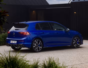 Volkswagen Golf R [Australia] '2025–pr.