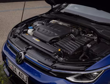 Bajo el capó Volkswagen Golf R [Australia] '2025–pr.